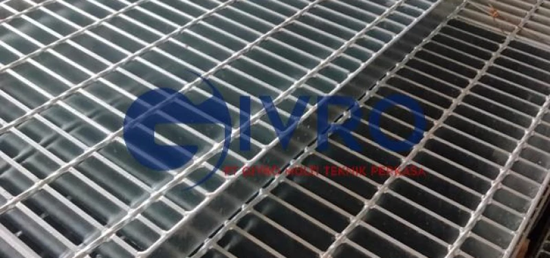 STEEL GRATING UNTUK TANGGA